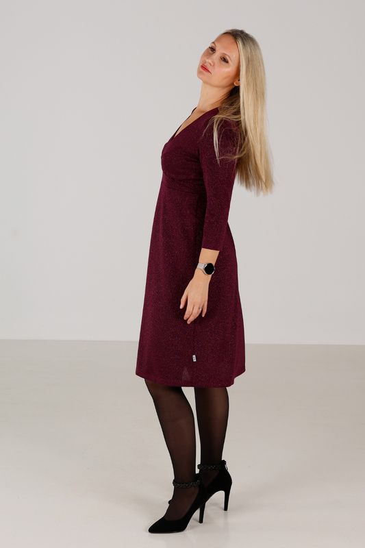 Sylvi plommonfärgad glitter klänning