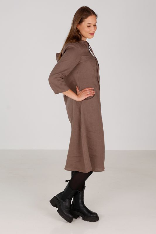 Berta wood sporty linneklänning