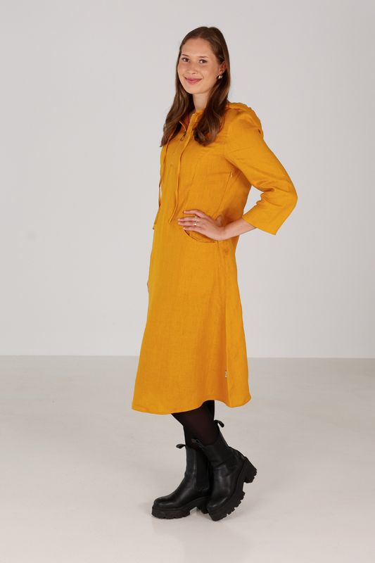 Berta oker gul sporty linneklänning