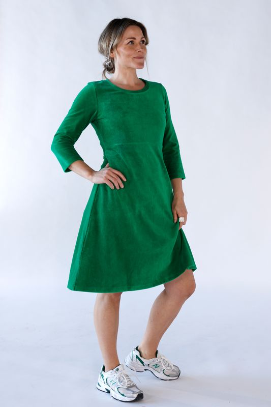 Elli klänning babycord grön