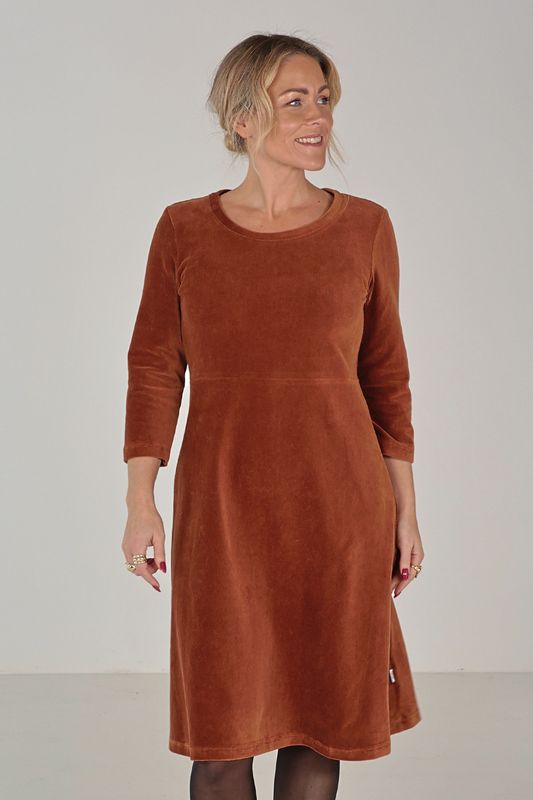 Elli klänning nugat babycord 